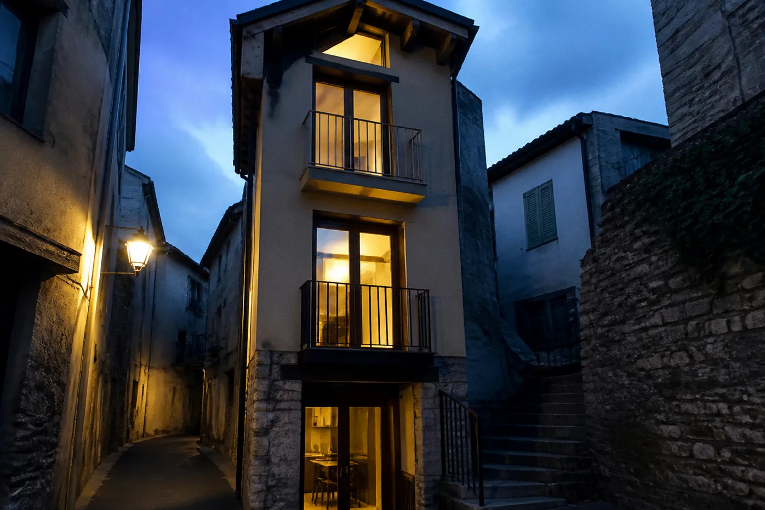 Location de vacances à Ax-les-Thermes : comment anticiper les contraintes d'un triplex