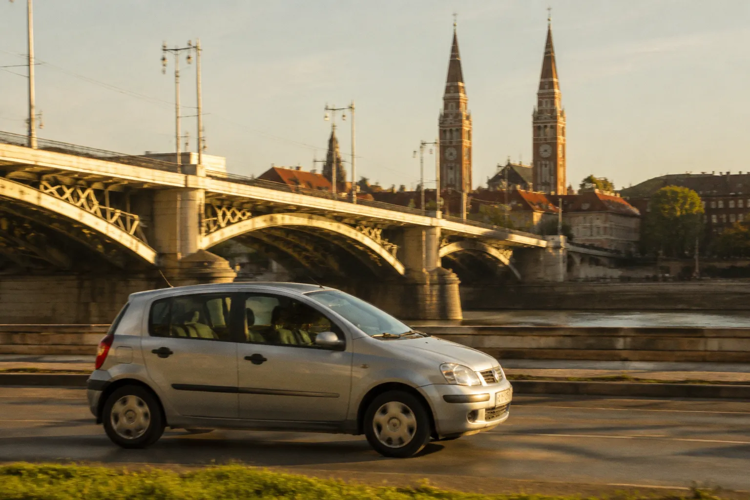 Location de voiture à Szeged (Hongrie) : guide pratique