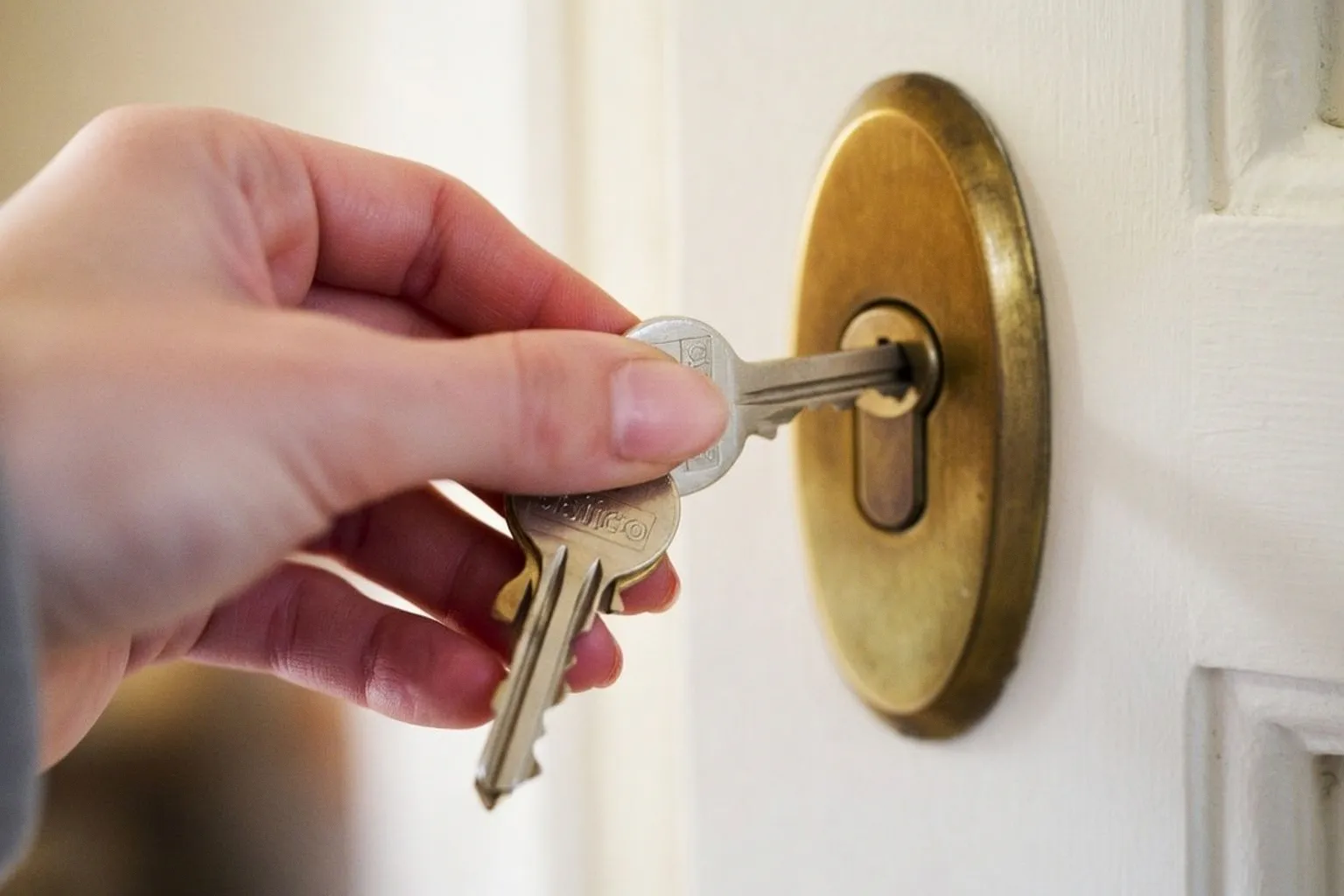 Sécurité des locations saisonnières : les normes complexes derrière votre triplex à Ax-les-Thermes